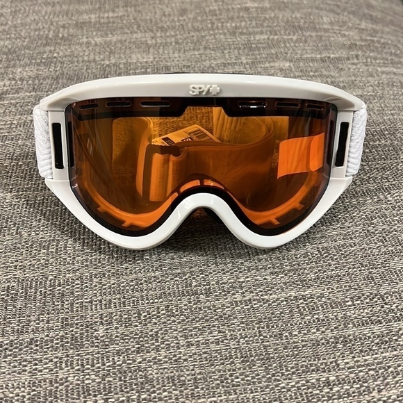 Spy Getaway Goggles - Picture 2 of 5